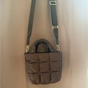 Elegant Black Quilted Women's Bag